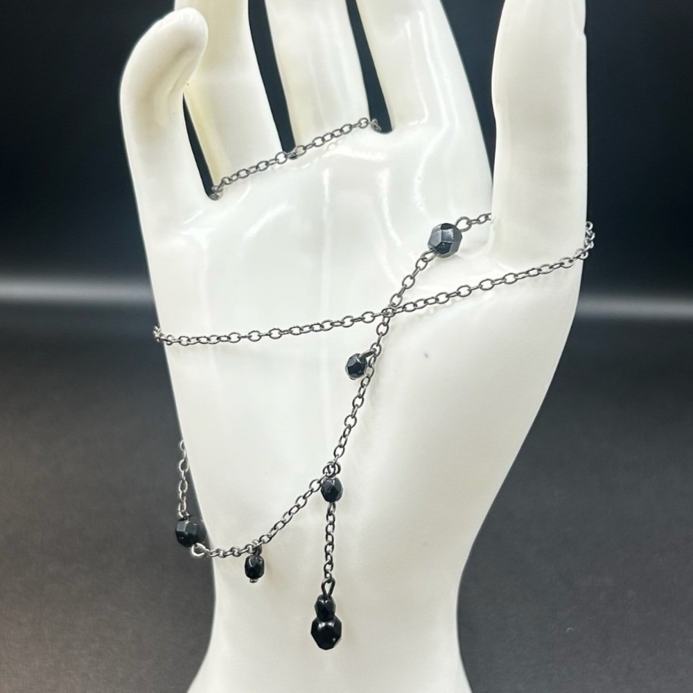 Vintage Black Beaded Hand Chain Bracelet with Dark Silver Chains Stylish Y2K 90s